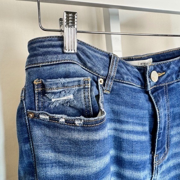 BKE Stella Mid Rise Slim Fit Straight Leg Buckle Jeans Women's Size 30x32 - Picture 4 of 15